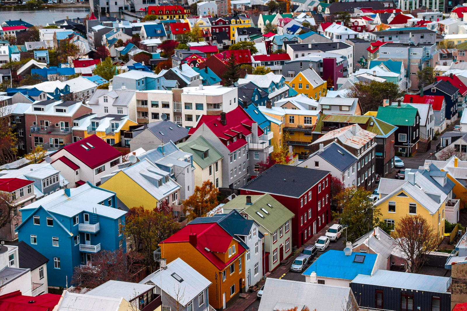 Photo by Tom Podmore aerial view of houses during daytime